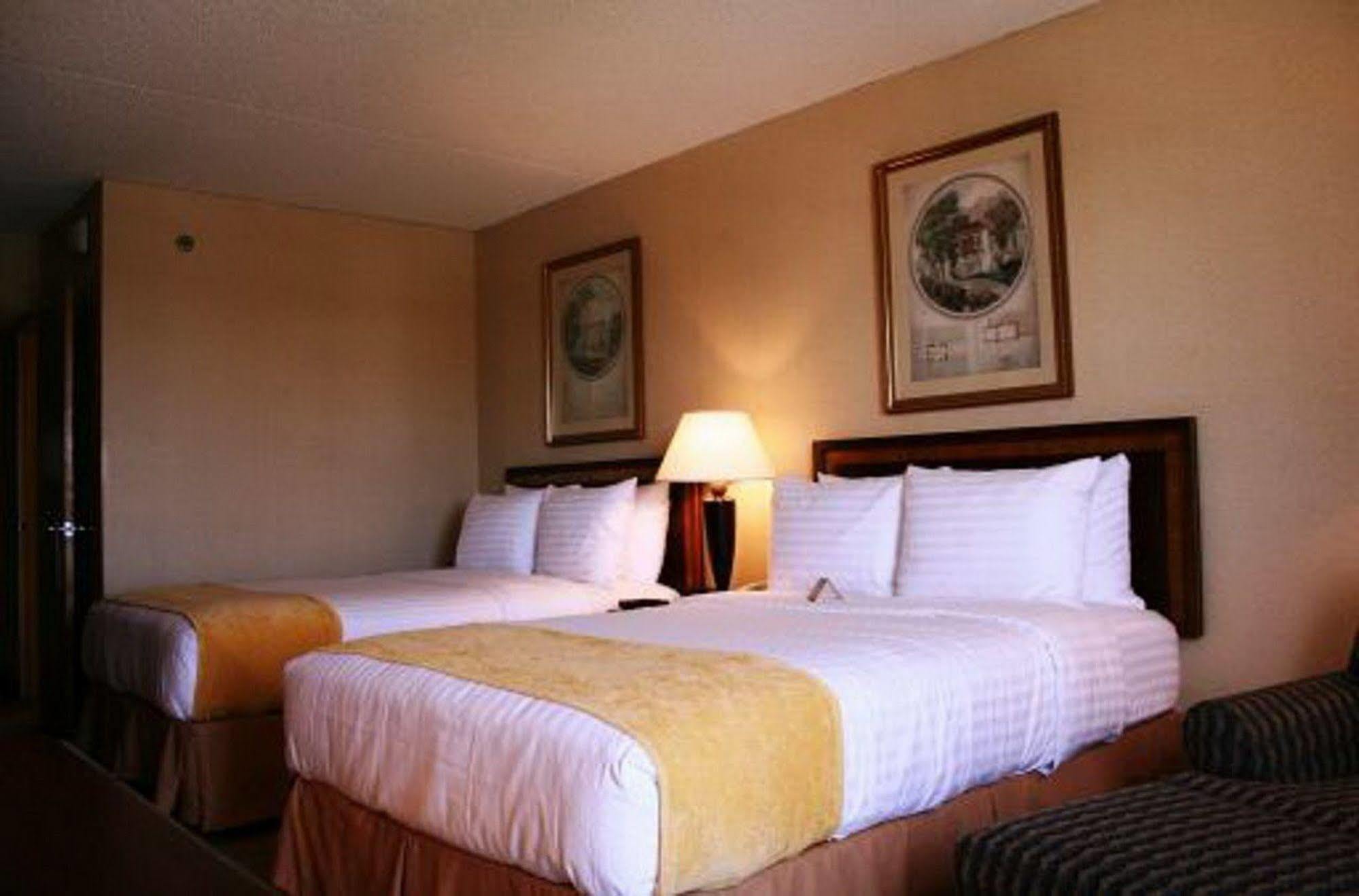 Magnuson Grand & Conference Center Somerset-Bridgewater Quarto foto